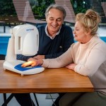 Bioptron Pro 1 PAG-990 na statywie podłogowym - naświetlanie w reumatologii